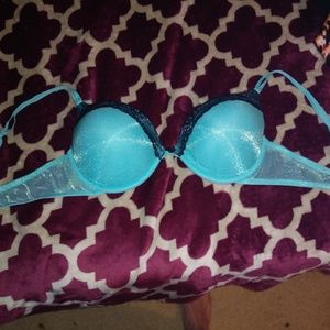 Vassarette 38C bra